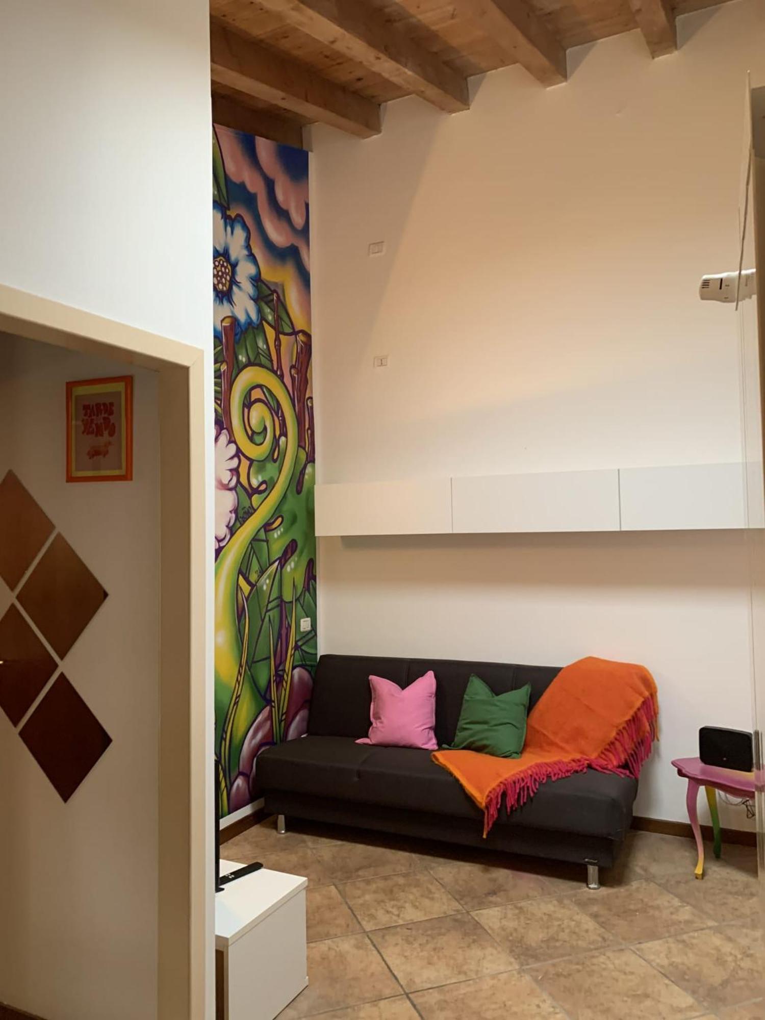 Pati Bilocale - Graffiti'S Apartment ベルガモ エクステリア 写真